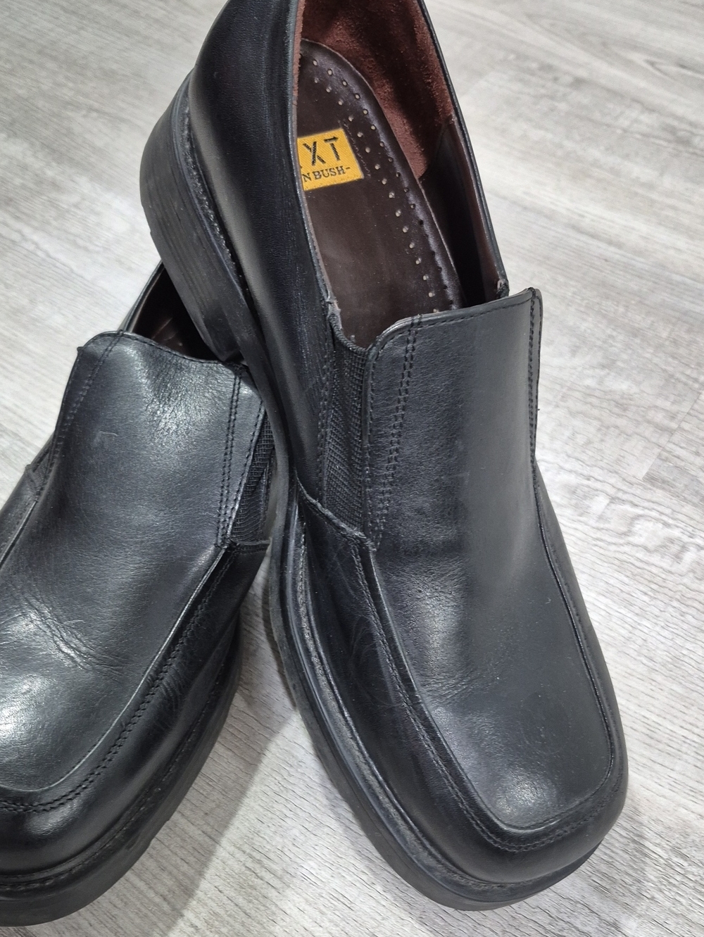 Nunn Bush Black Leather Slip-On Loafers